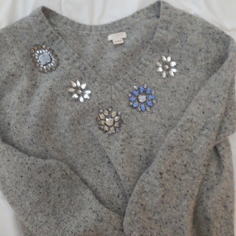 Small soft J crew sweater with jewels